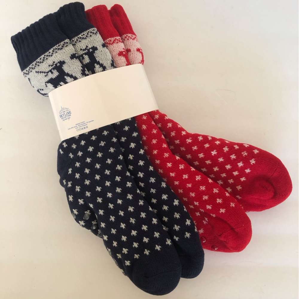 SKYLINE COLLECTION COZY REINDEER LODGE SLIPPER SOCKS NWT